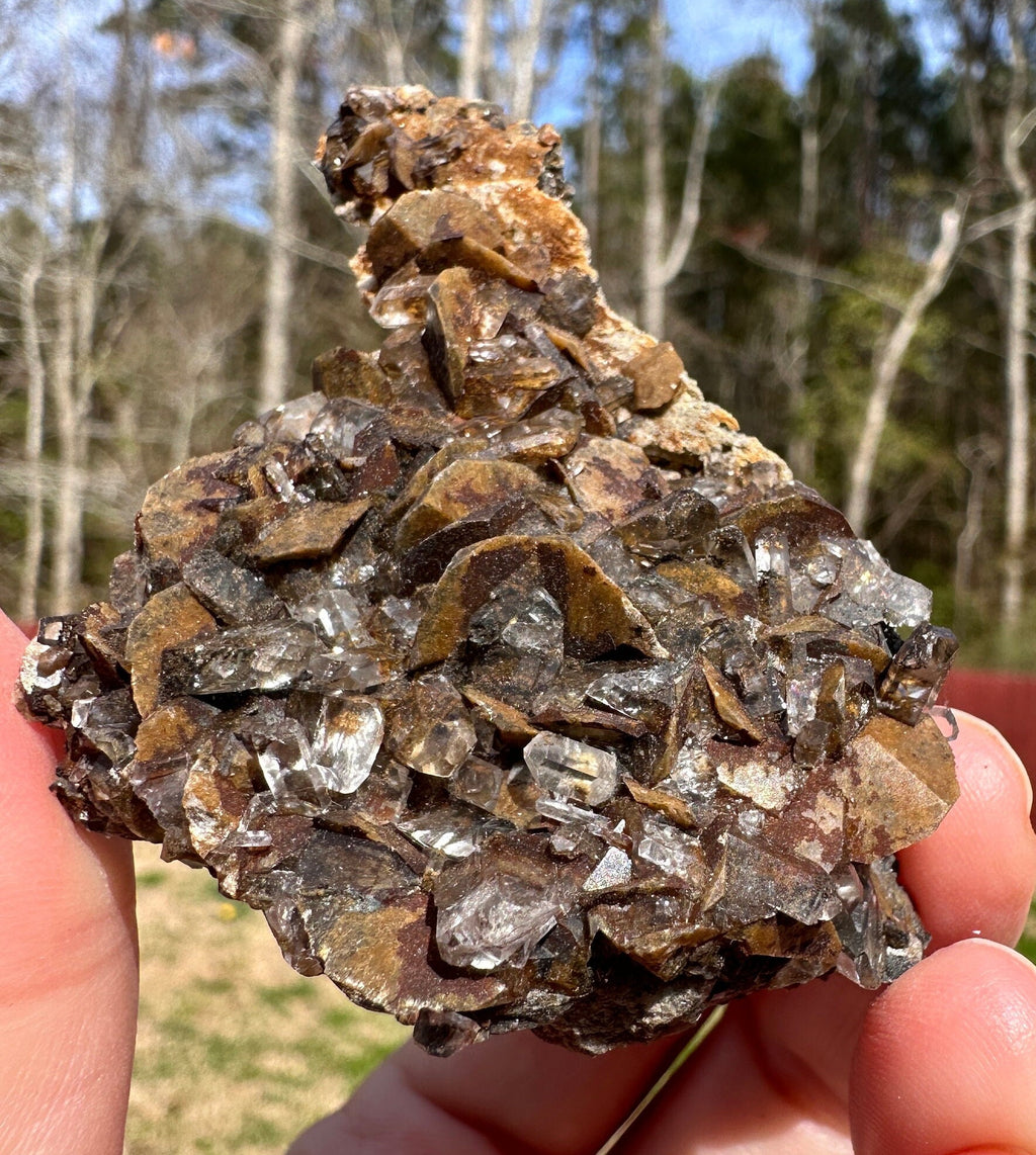 70 Grams Brown siderite with an uncommon needle tabby like quartz points formation