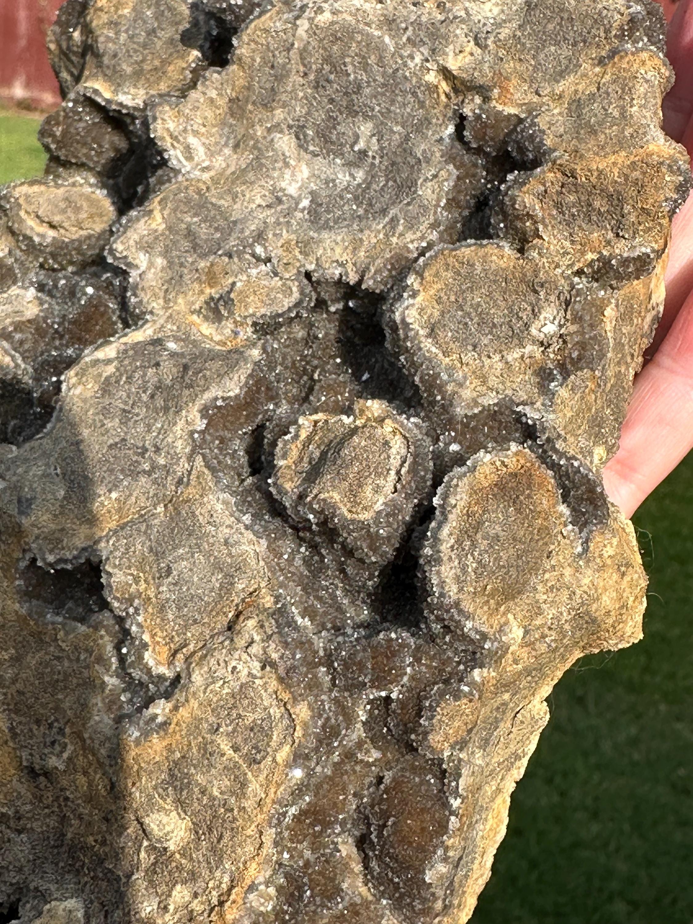 1571 grams Druze Dolomite Matrix, Unique and Exclusive Jewelry Display & Collector’s Specimen from Herkimer County, New York