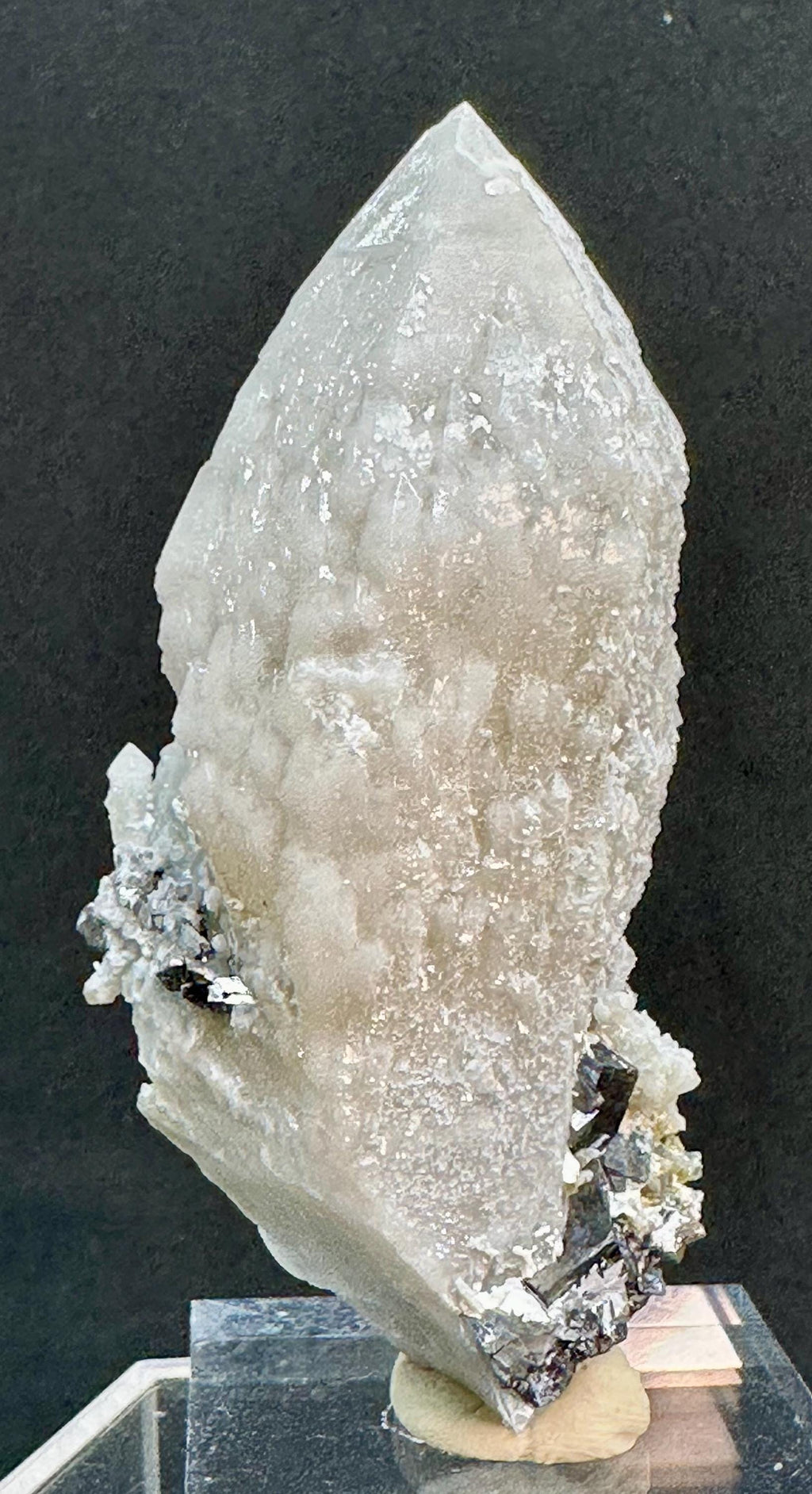 91 Grams Self Healed White Candle Quartz with Specularite Zoning from Bahía, Brazil