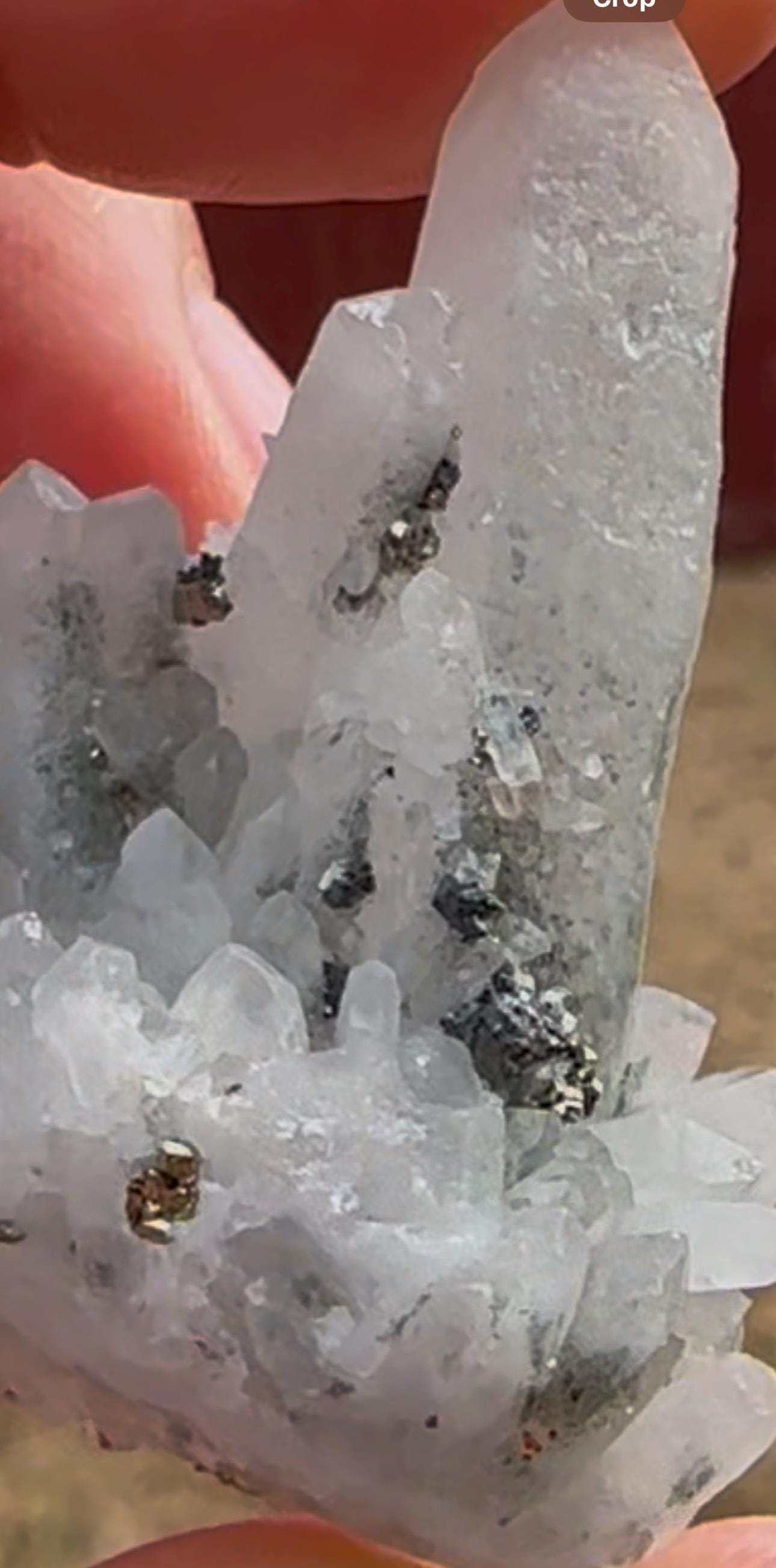 29 Grams Quartz Cluster with some Spharelite and Pyrite inclusions