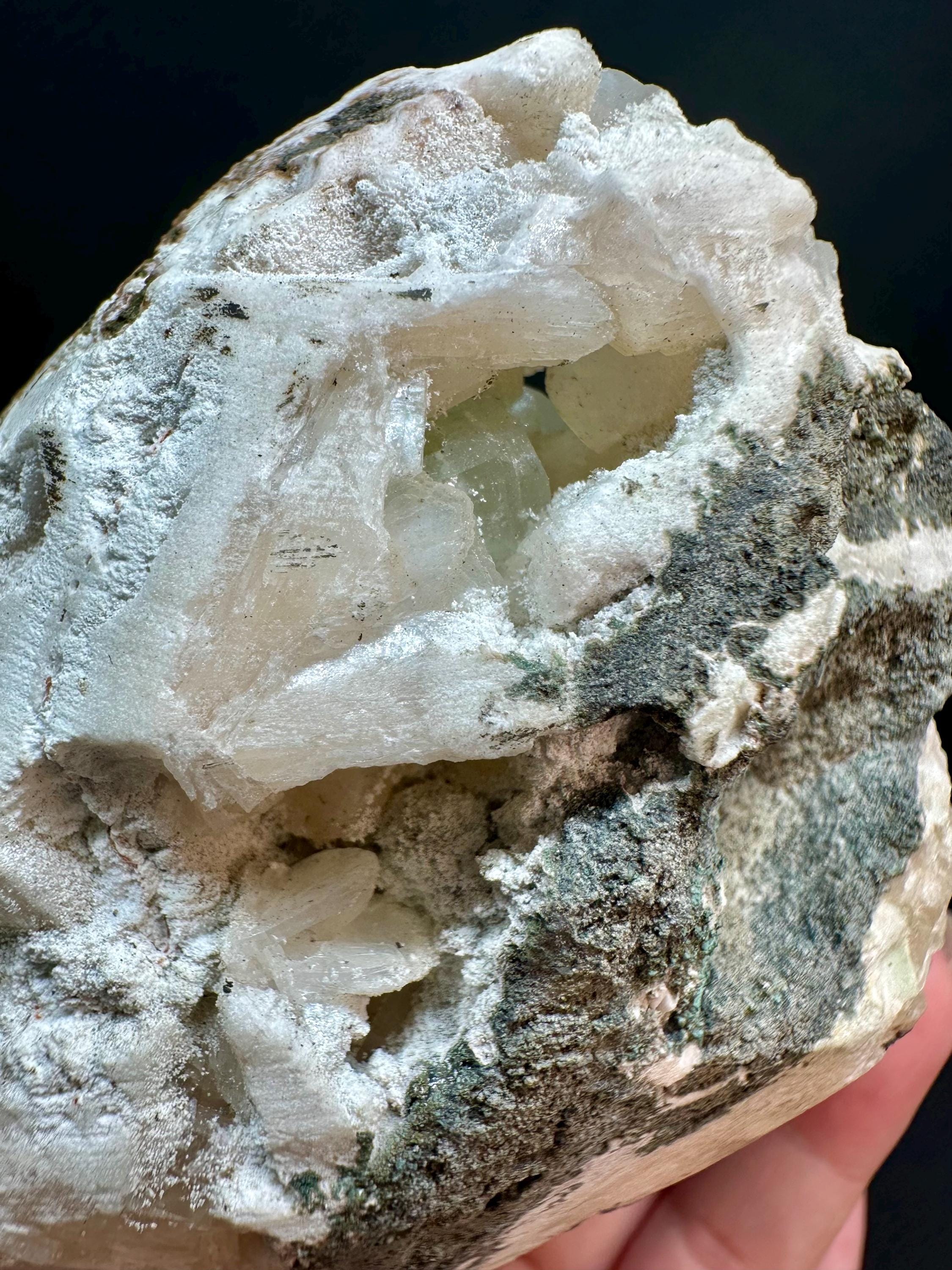 864 grams Peach Stilbite & Green Apophyllite Specimen sourced from the Deccan Traps of Maharashtra, India