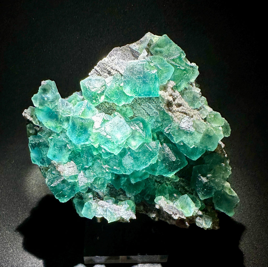 615 Grams Pristine Blue–Green Zoned Fluorite Cluster on Sparkly Granular Quartz — With Etched Cubic Faces Quartz from Hunan Province, China
