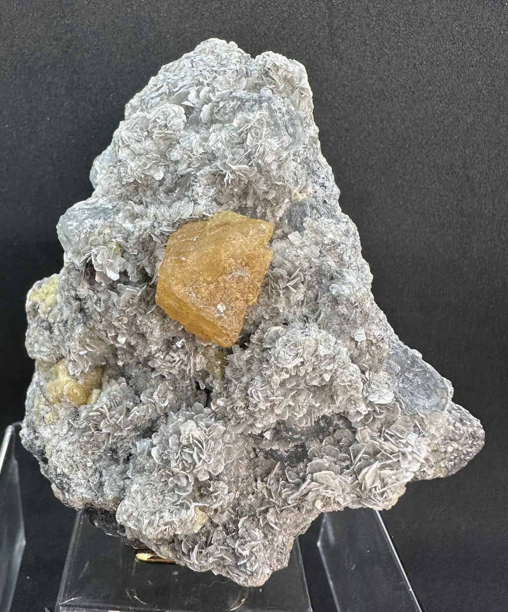 Clear Aquamarine, Golden Scheelite, and Silvery Muscovite from Mt. Xuebaoding, Pingwu County, Sichuan, China