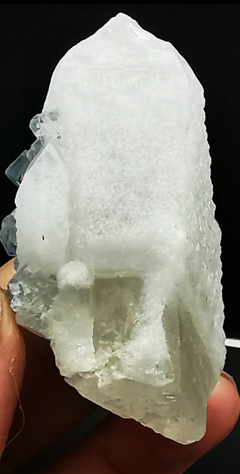 Natural Rare Green Octahedron Fluorite Crystal Mineral Specimen Huanggangliang