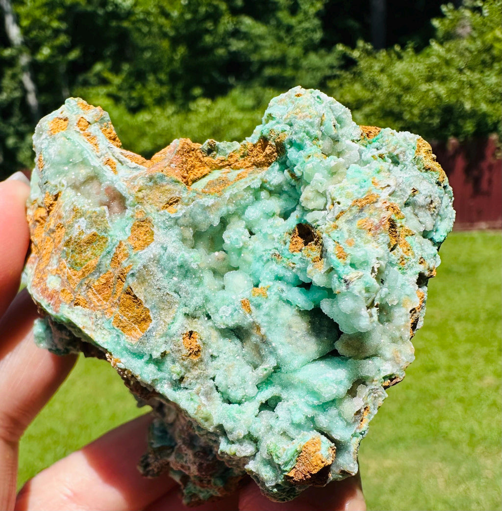 Minty Dream: Raw Druzy Chrysoprase in Matrix – Sparkling Natural Beauty & Heart Healing!