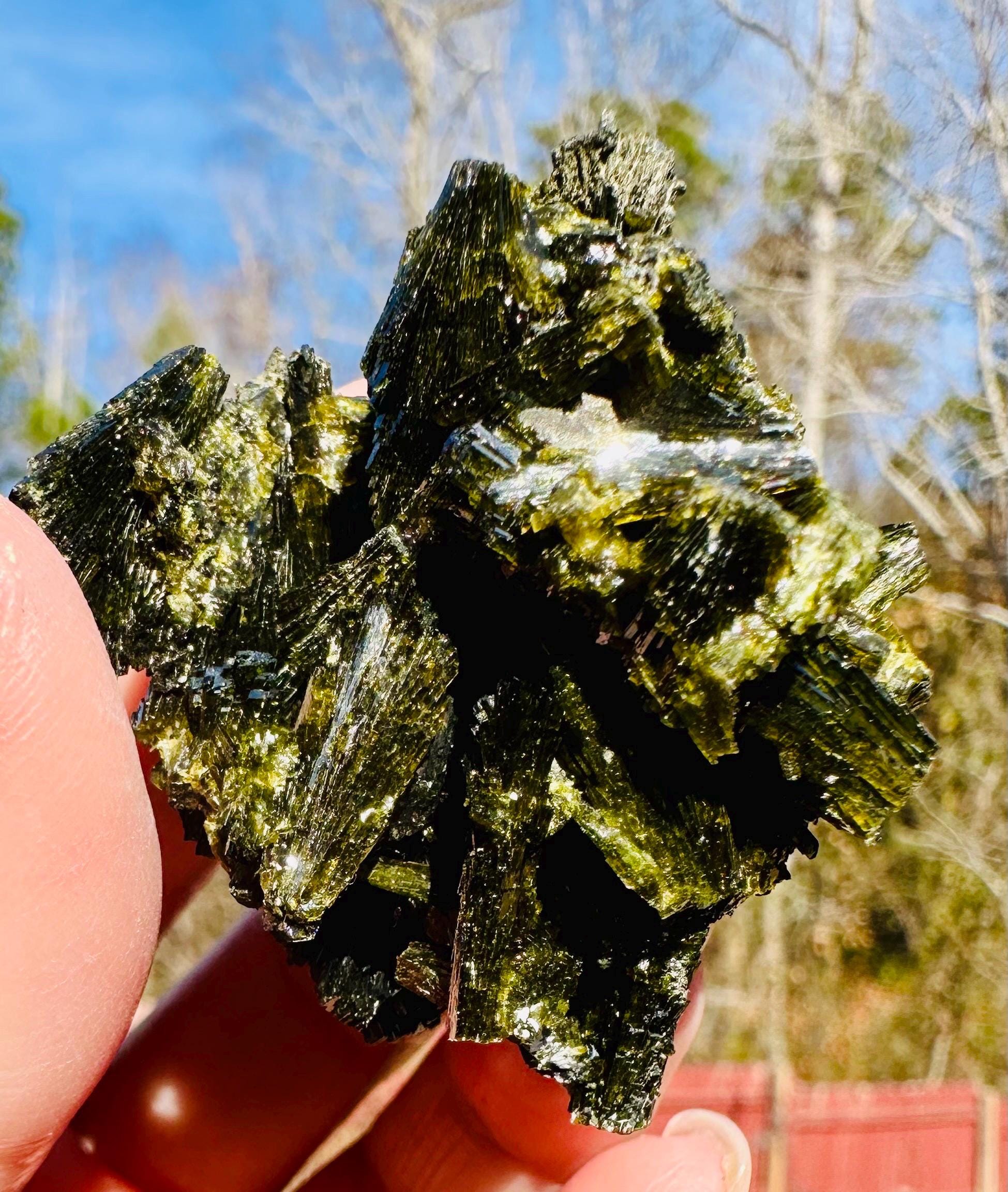 43 grams Lustrous Fan‑Like Intertwined Epidote Cluster — Shigar Valley, Pakistan