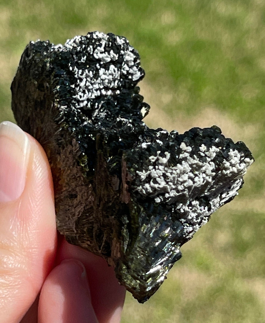 Very Sparkly Dark Green Epidote Fan Cluster