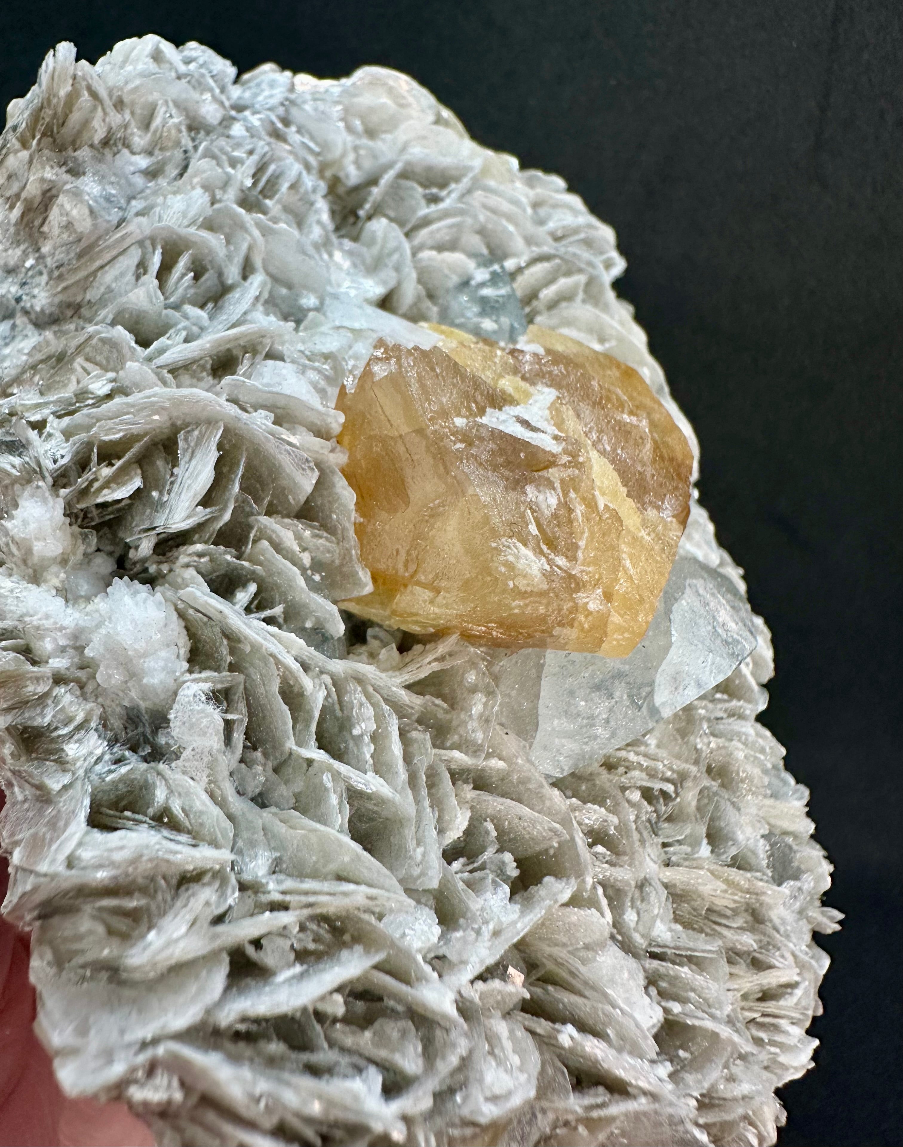 Golden Scheelite & Clear Aquamarine on Muscovite Blades, Mt. Xuebaoding, Sichuan Province, China