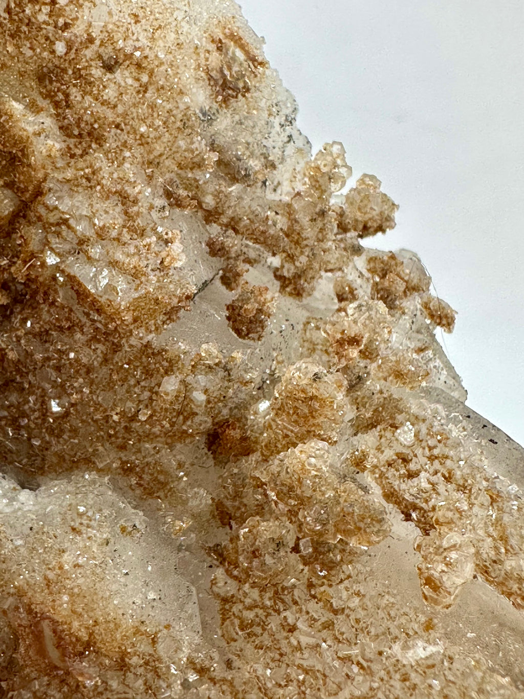 Recent Discovered Tan Micro‑Apophyllite Encrusting Quartz — Fengjiashan Mine, Hubei, China