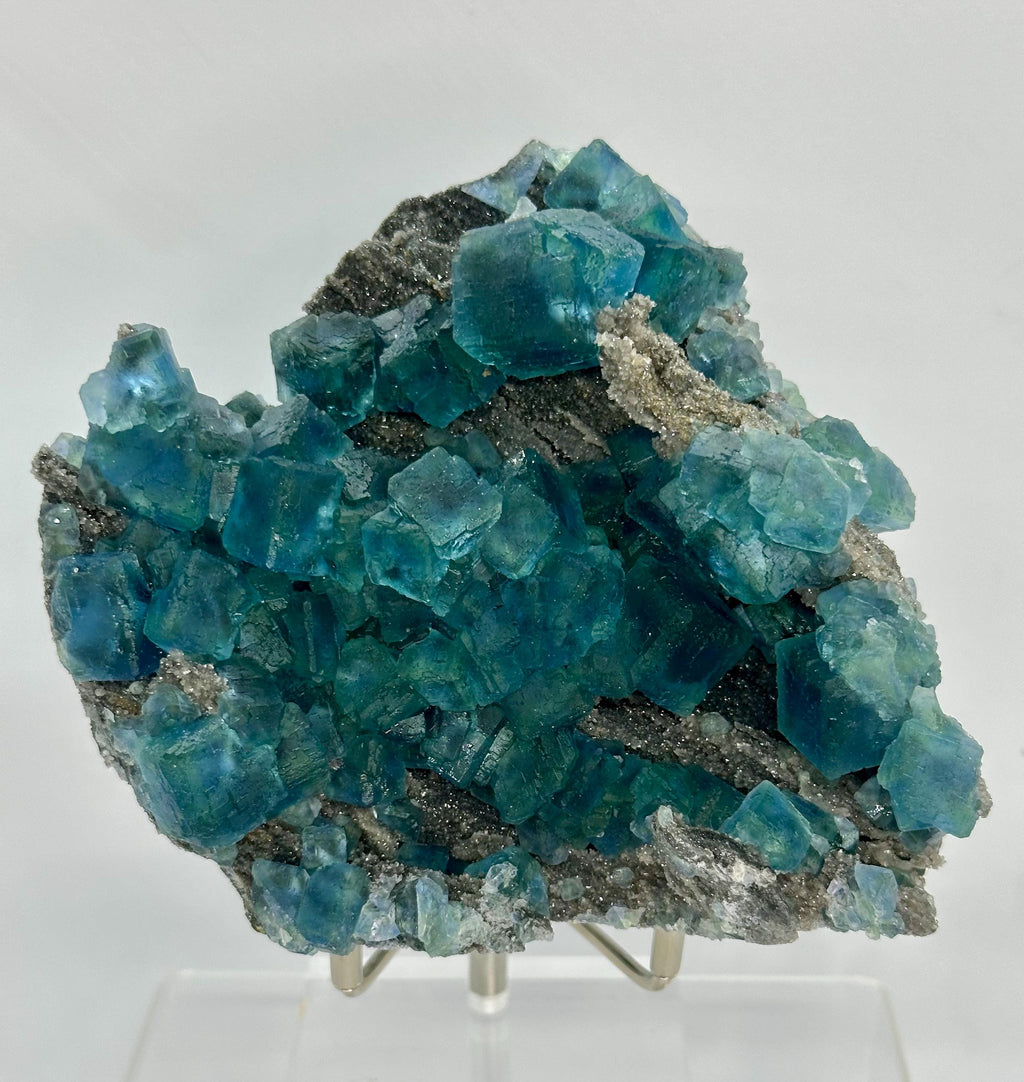 615 Grams Pristine Blue–Green Zoned Fluorite Cluster on Sparkly Granular Quartz — With Etched Cubic Faces Quartz from Hunan Province, China