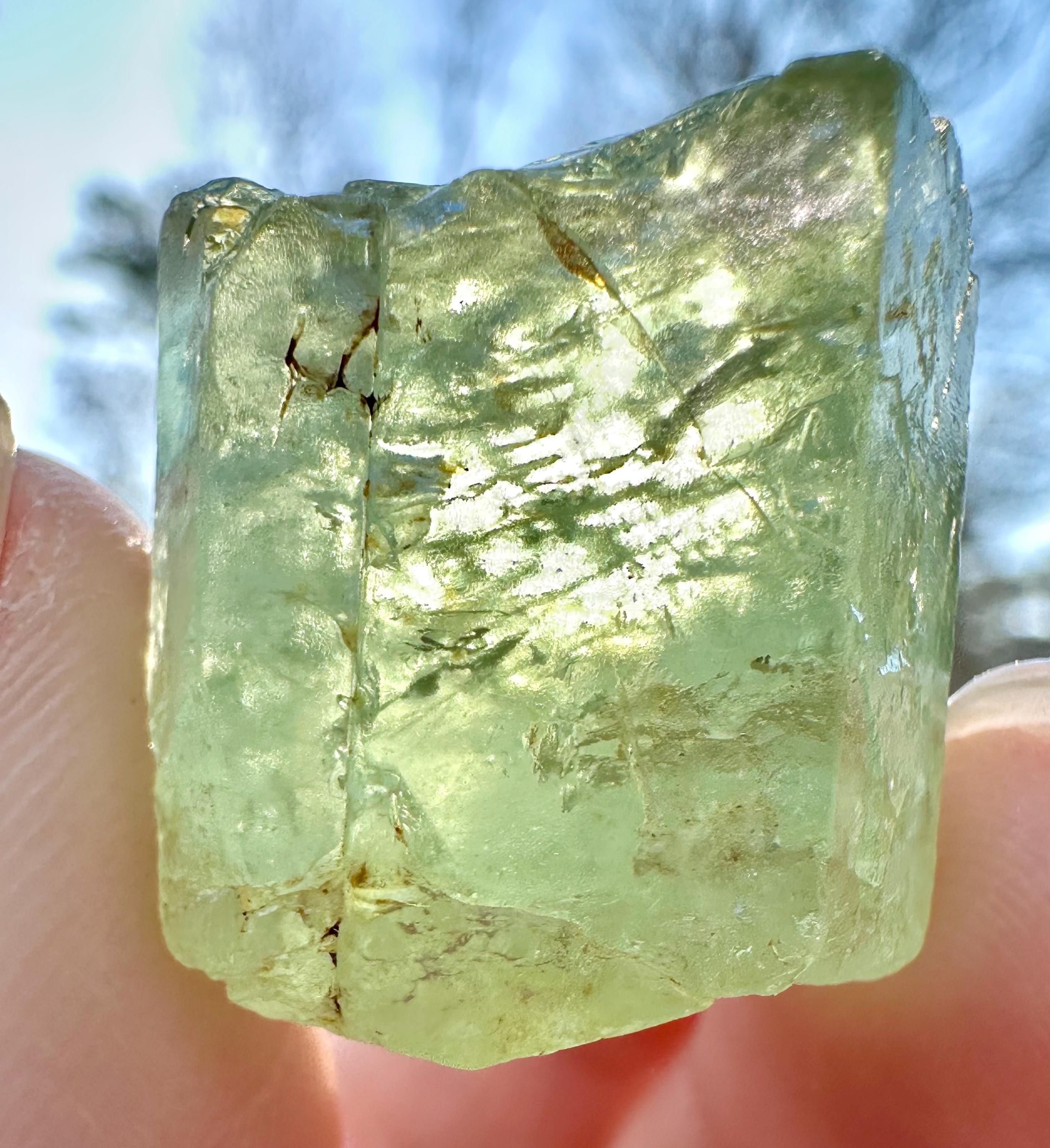 19 Grams Transparent Hexagonal Heliodor from Brazil