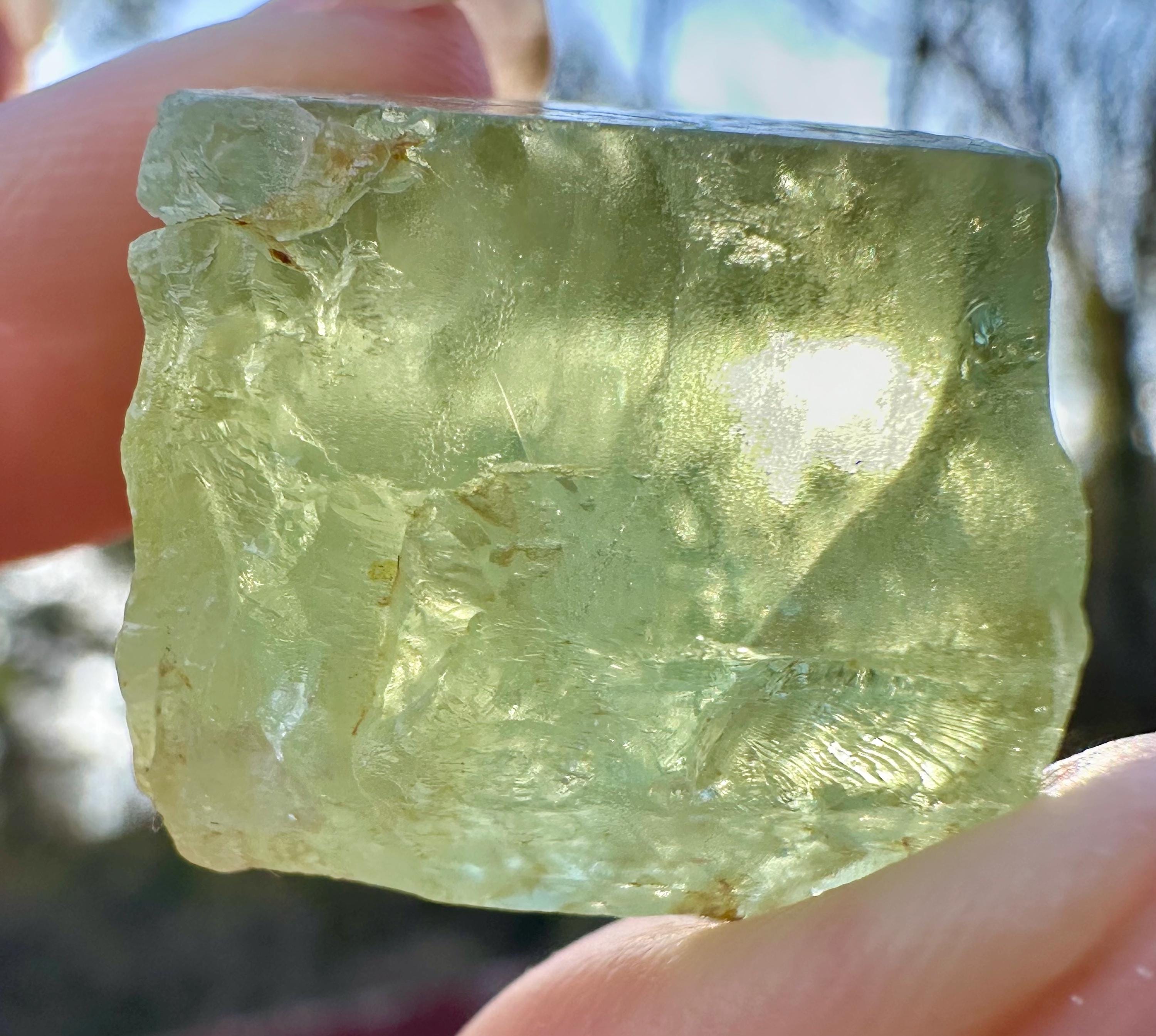 19 Grams Transparent Hexagonal Heliodor from Brazil