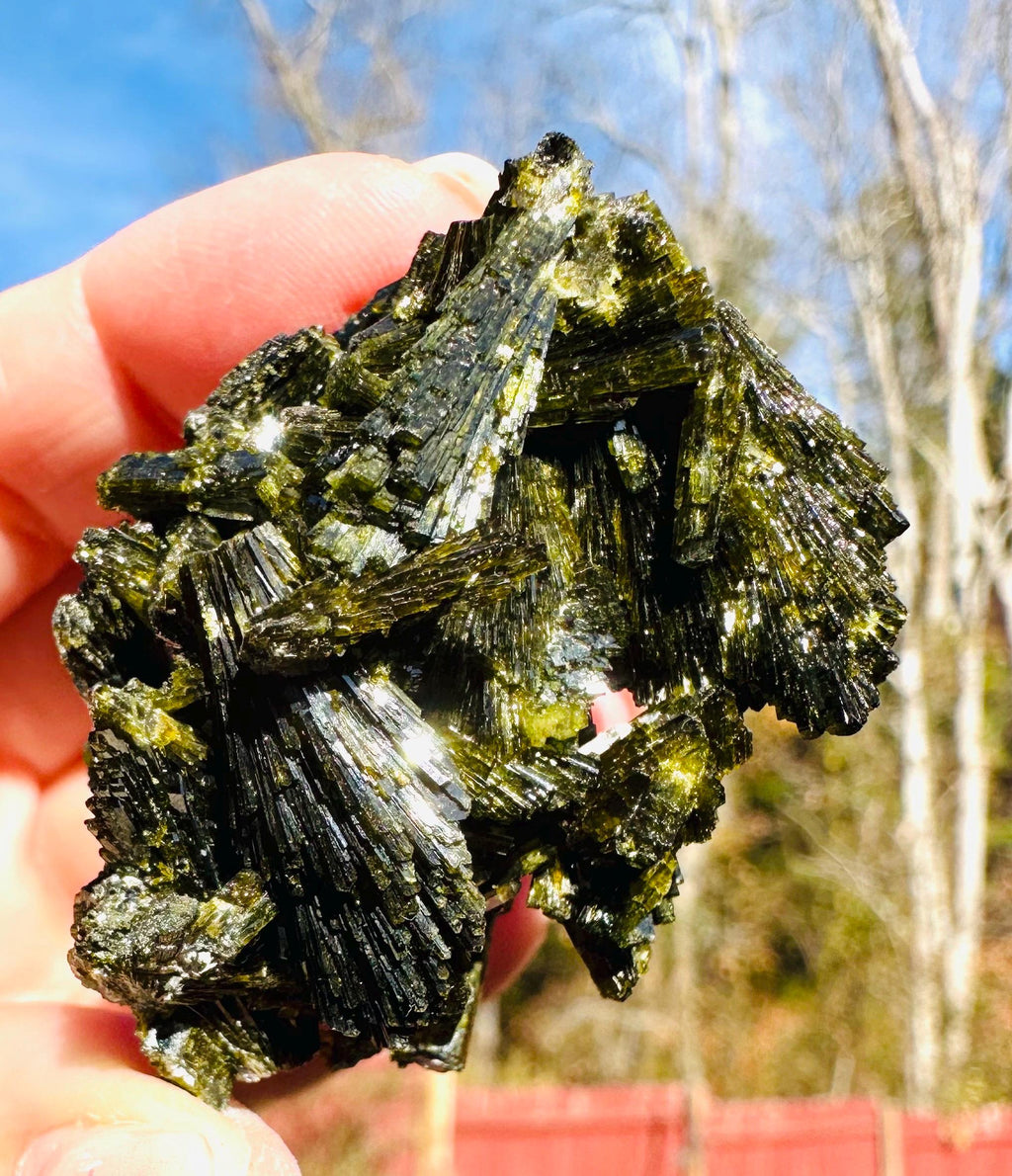 43 grams Lustrous Fan‑Like Intertwined Epidote Cluster — Shigar Valley, Pakistan