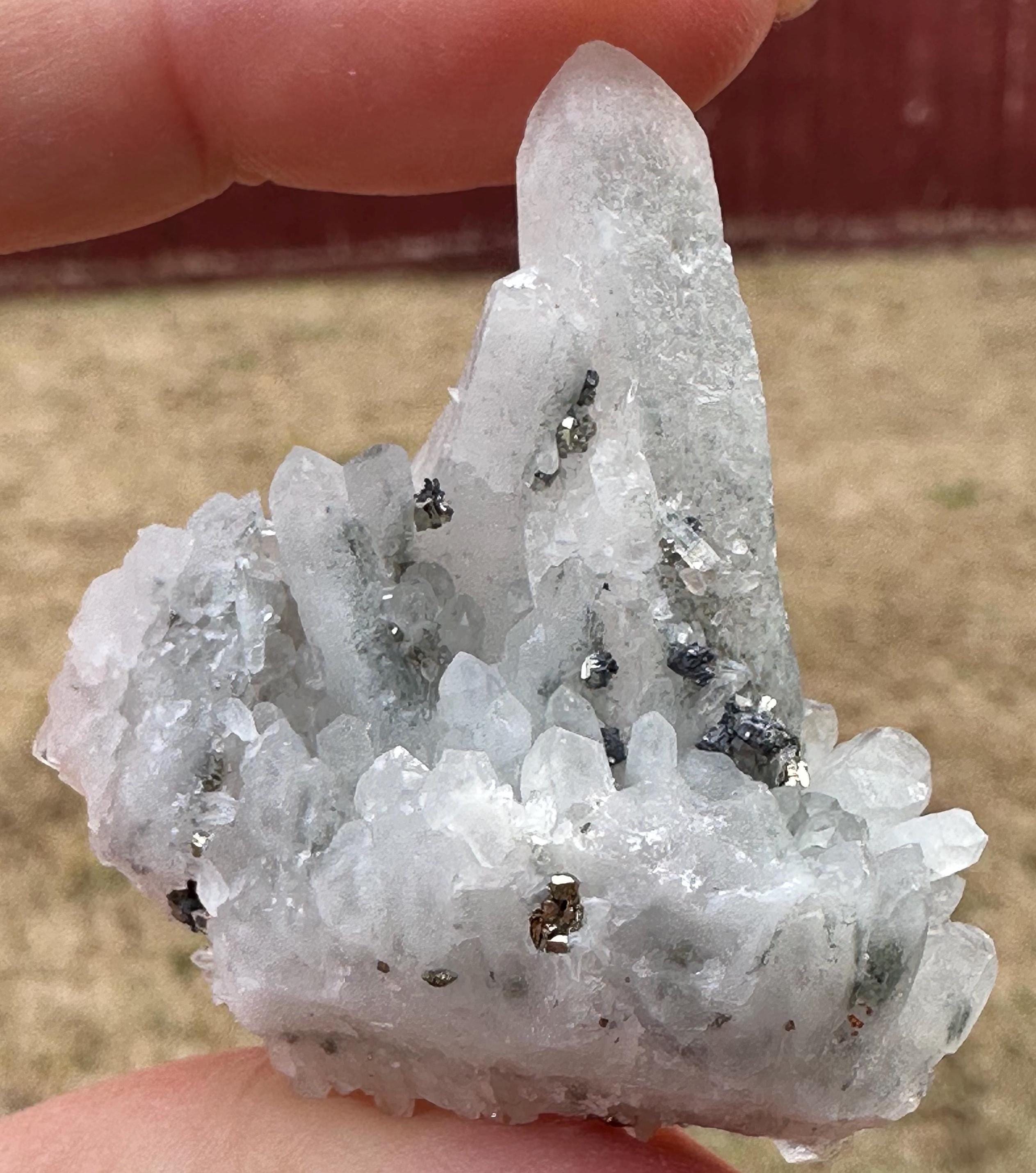 29 Grams Quartz Cluster with some Spharelite and Pyrite inclusions