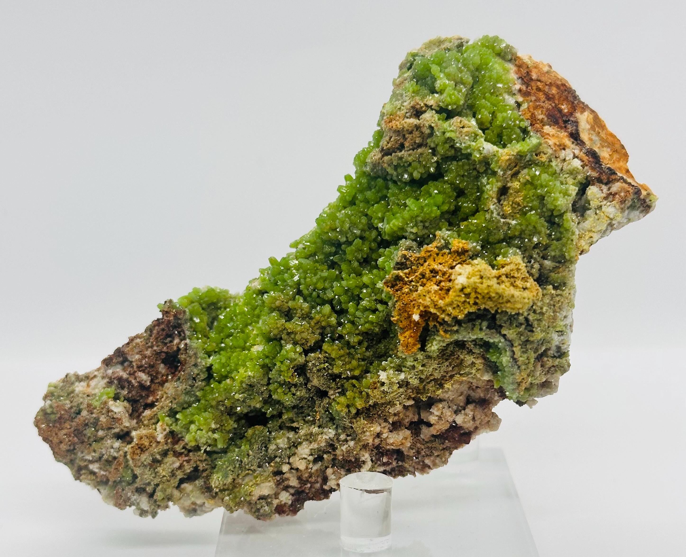 168 Grams High Quality Bright & Lustrous Green Pyromorphite Specimen