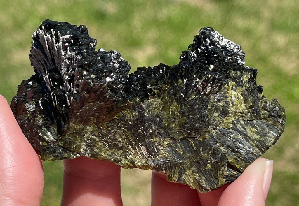 Very Sparkly Dark Green Epidote Fan Cluster